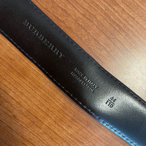 Burberry Belt Gold Buckle!! - Picture 1 of 4